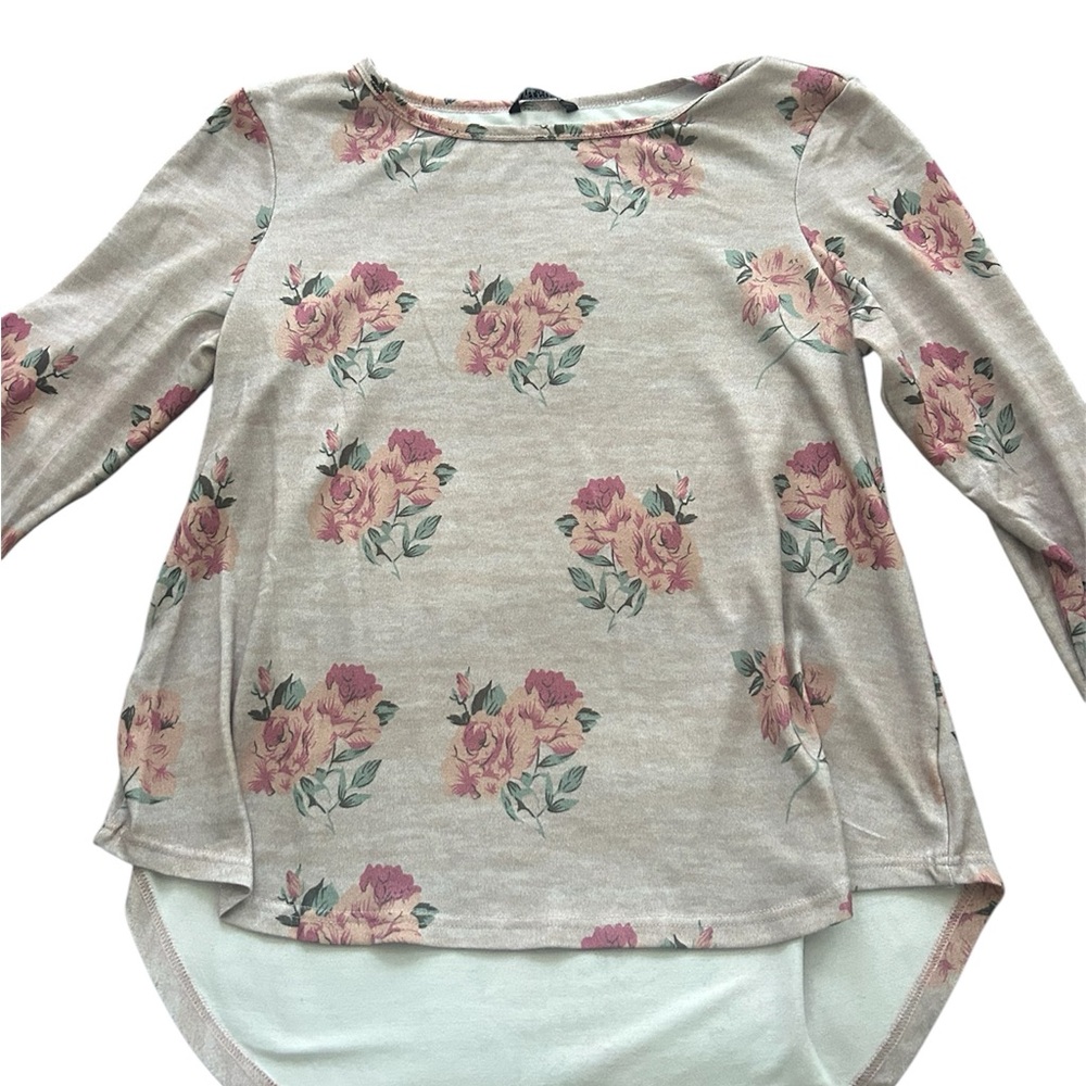 BloomChic Size 12 Floral Top